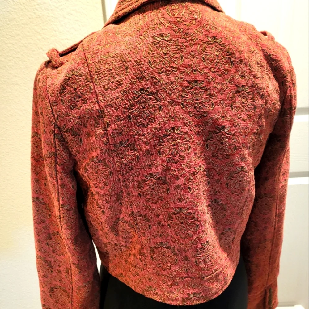 Stylish Jacket - Picture 3 of 6